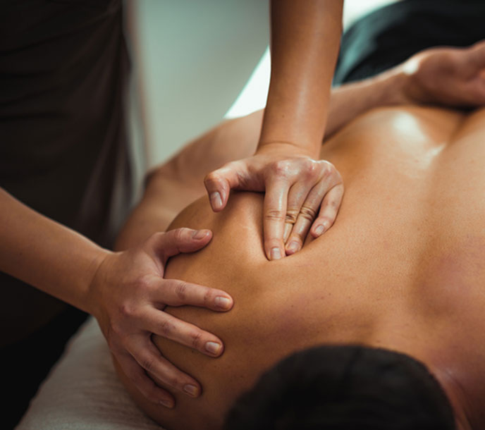 Sports massage therapy for muscle recovery and flexibility